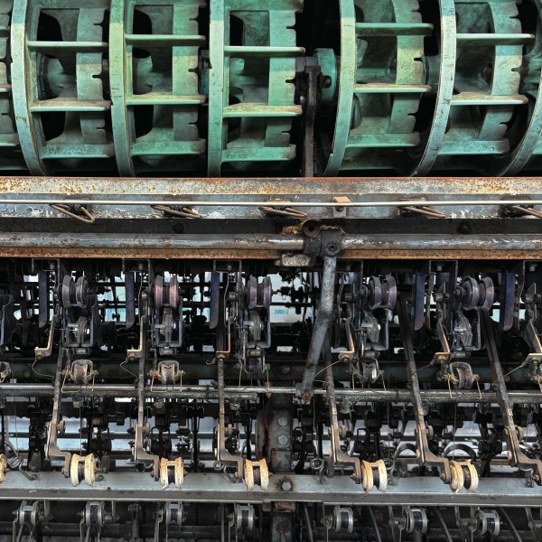 Loloet - Circle of Echoes